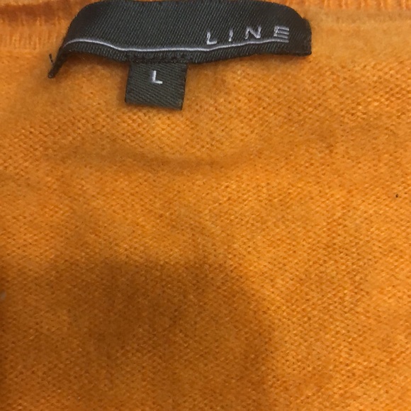 LINE 100% Cashmere V-neck orange Sweater In size Large - Picture 6 of 7